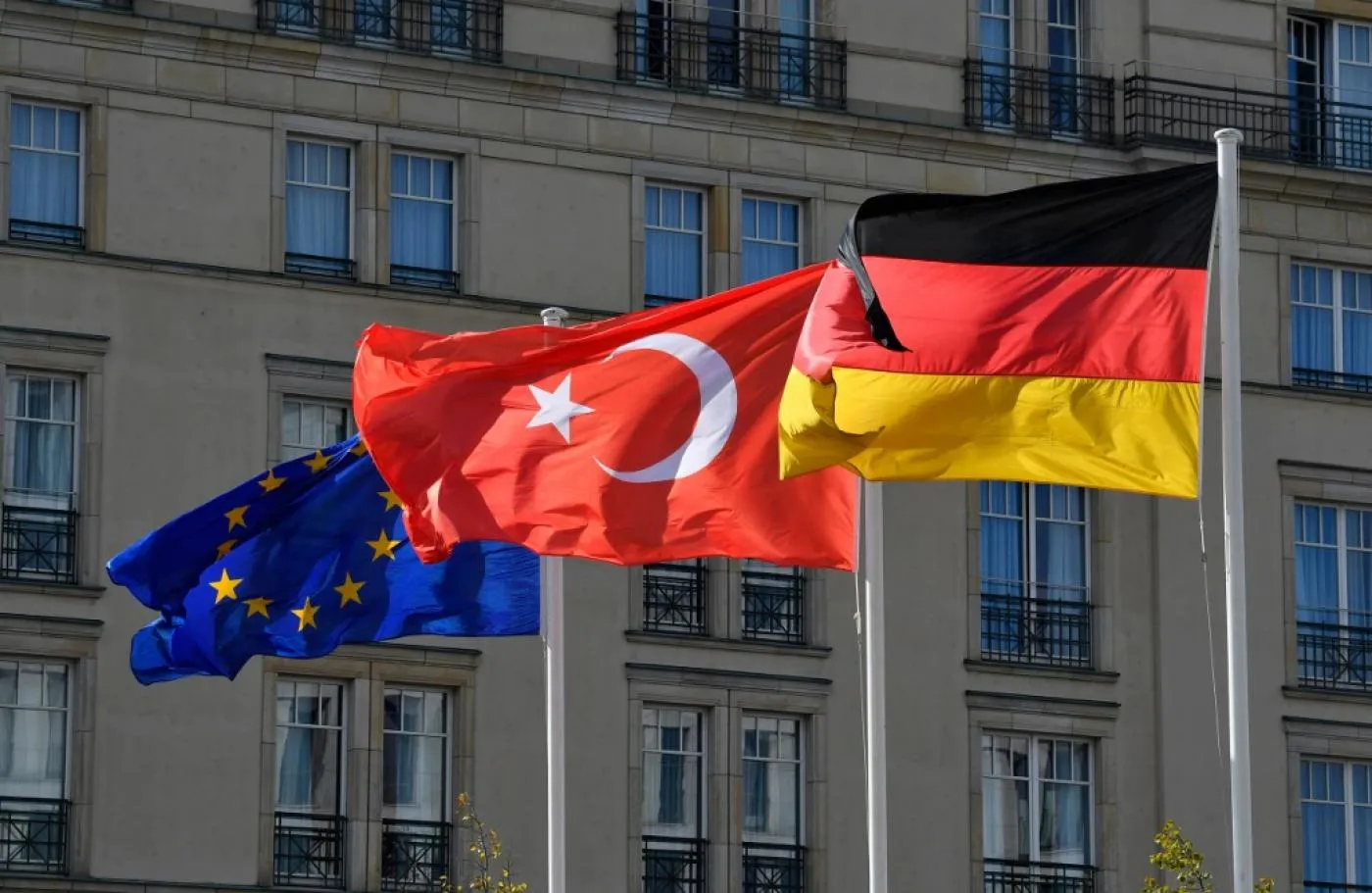 مسؤول أوروبي: ألمانيا بحاجة إلى إجابات قبل بيع الأسلحة إلى تركيا