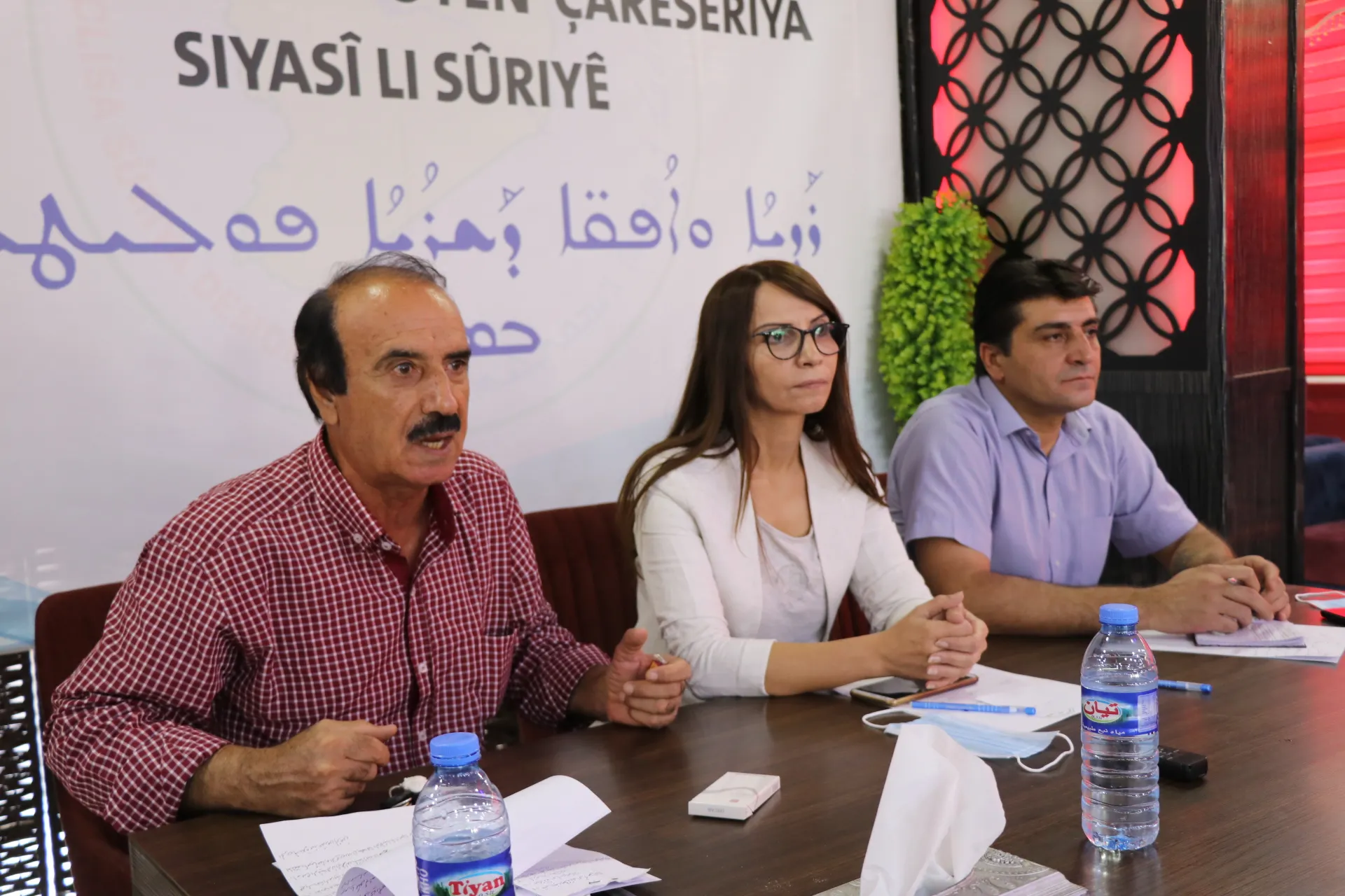 ​​​​​​​نقاشات وأطروحات قيمة... مسد تستمع إلى المثقفين في منطقة ديرك 