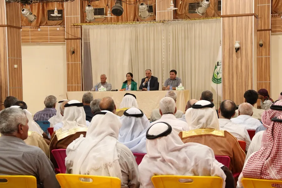 "لمناقشة الوضع الخدمي".. الإدارة الذاتية في إقليم الجزيرة تجتمع مع شيوخ ووجهاء عشائر مقاطعة قامشلو