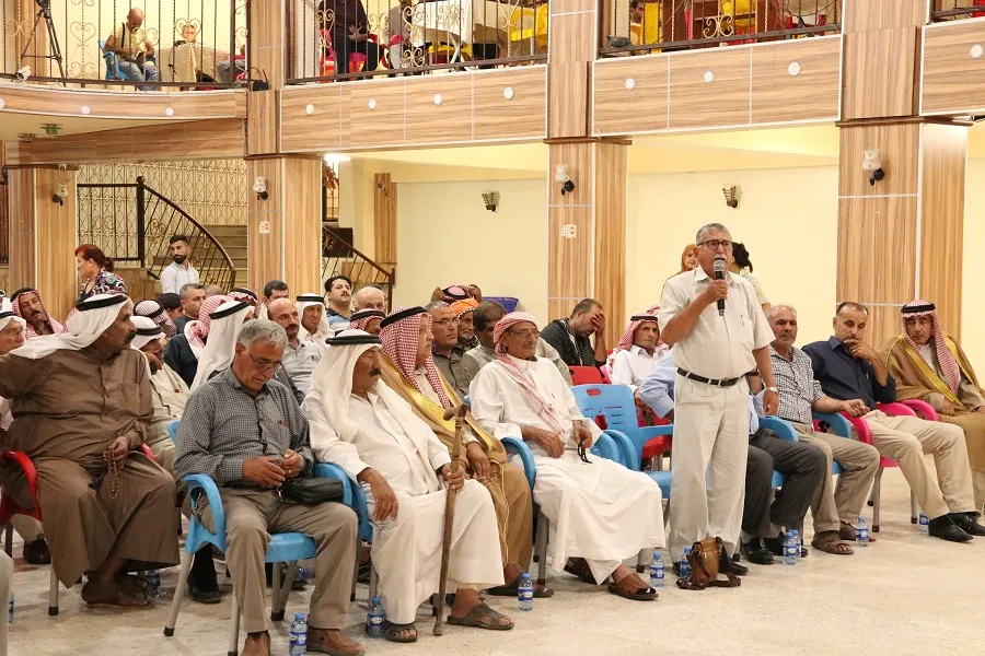 "لمناقشة الوضع الخدمي".. الإدارة الذاتية في إقليم الجزيرة تجتمع مع شيوخ ووجهاء عشائر مقاطعة قامشلو