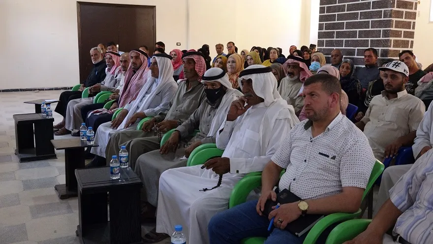 ​​​​​​​اجتماع جماهيري في الطبقة لطرح المشاكل والبحث عن الحلول