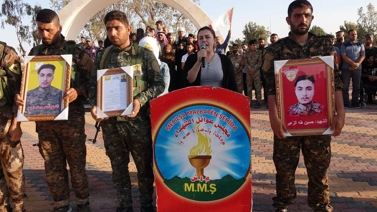 الطبقة تشيّع جثمان الشهيد حسين طه الزعير