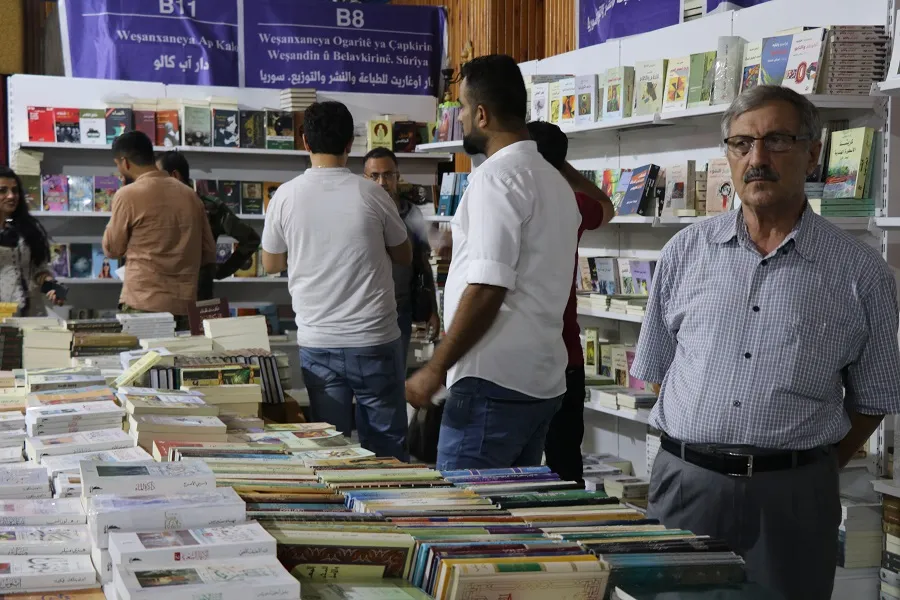 بتكريم الكتّاب والقرّاء.. معرض هركول الخامس للكتاب يختتم فعالياته