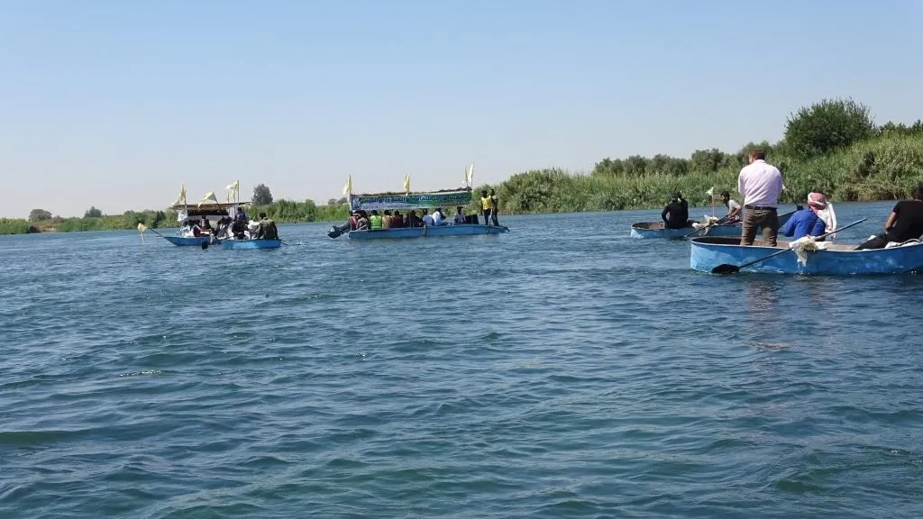 جمعية ماري للثقافة والفن تطلق أول رحلاتها النهرية بعد تحرير الرقة