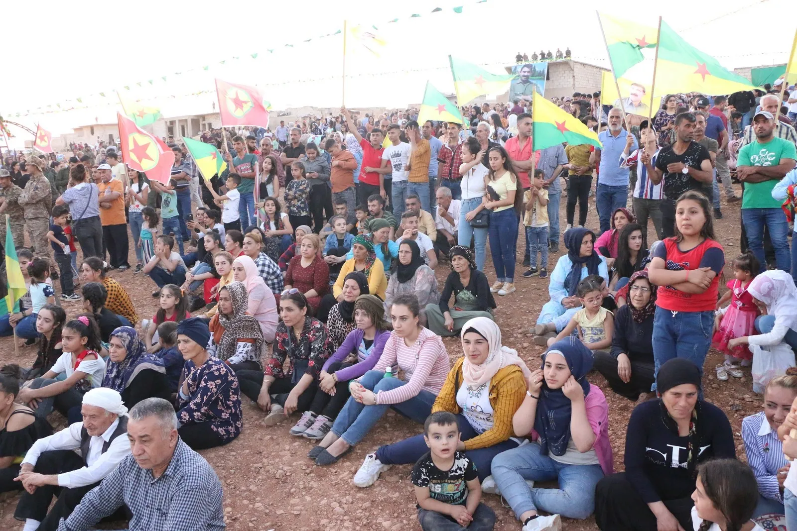 ​​​​​​​أهالي حلب يحتفلون بالذكرى السنوية الـ 37 لقفزة 15 آب