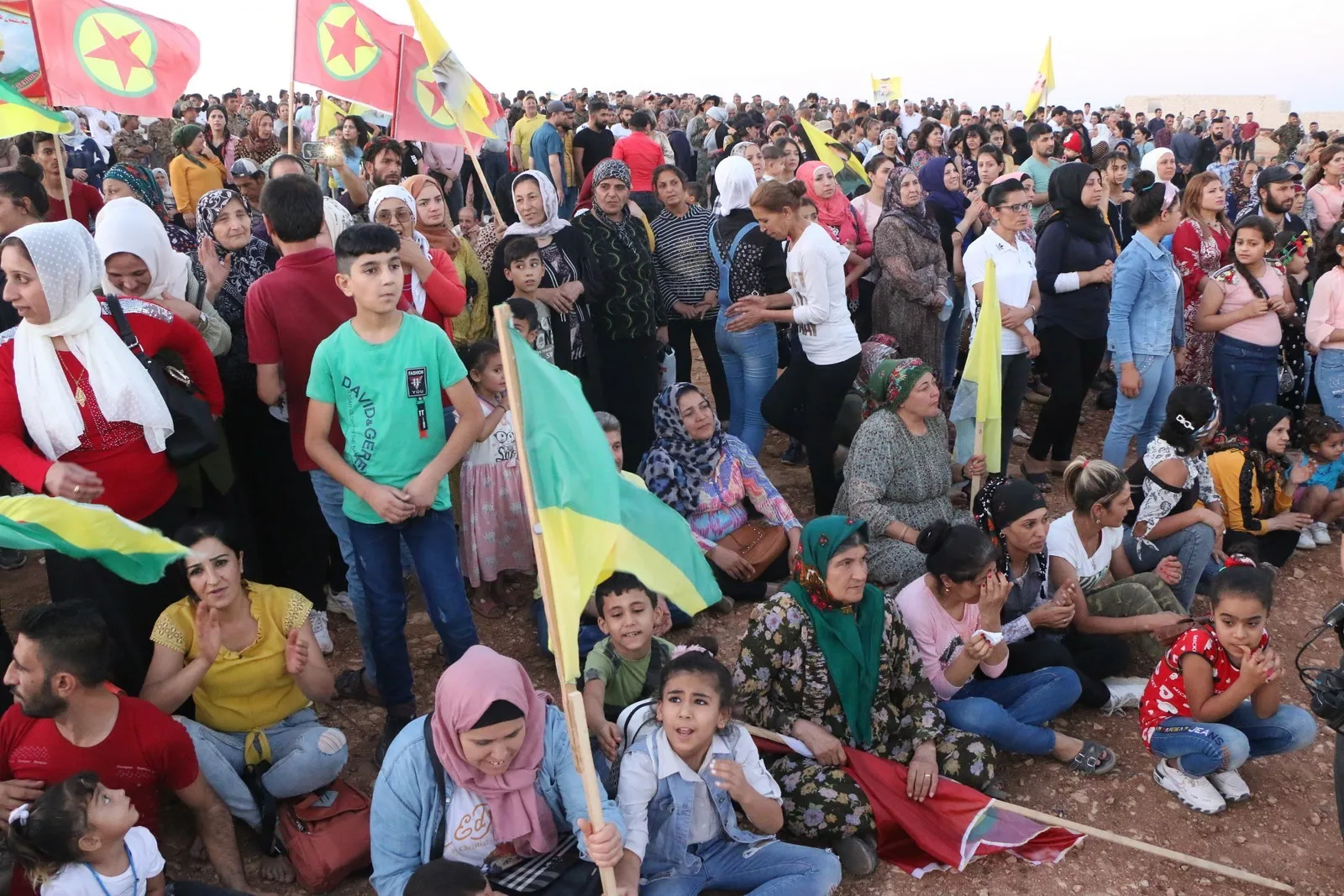 ​​​​​​​أهالي حلب يحتفلون بالذكرى السنوية الـ 37 لقفزة 15 آب