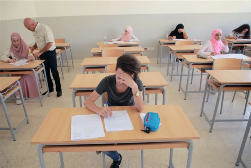 أزمات لبنان تلاحق قطاع التعليم