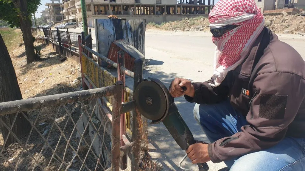مشاريع واعمال خدمية مستمرة لبلدية الشعب في ديرك