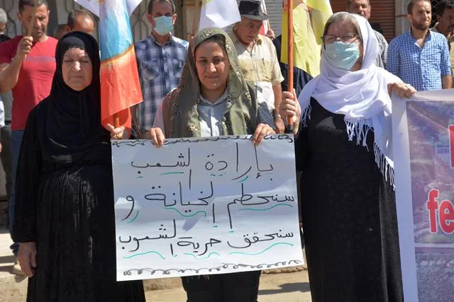 الآلاف في مدن مقاطعة قامشلو يتظاهرون ضد الهجمات التركية على كردستان