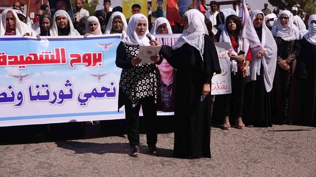 مسيرات حاشدة في الطبقة ودير الزور بمناسبة اليوم العالمي للسلام
