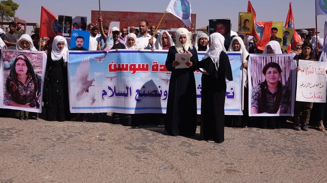 مسيرات حاشدة في الطبقة ودير الزور بمناسبة اليوم العالمي للسلام