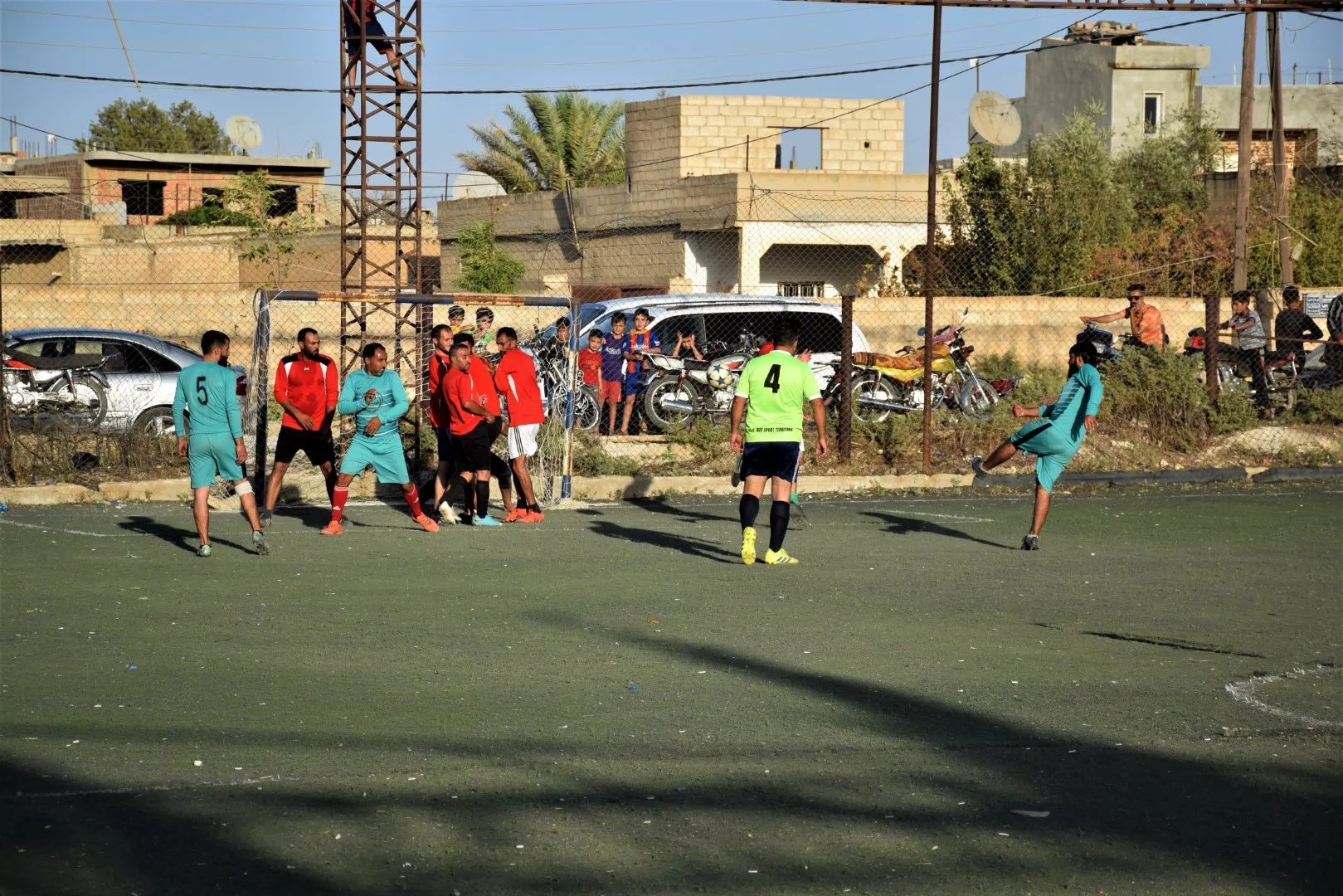 ​​​​​​​انطلاق دوري لكرة القدم في تل تمر باسم الشهيد ريناس روج