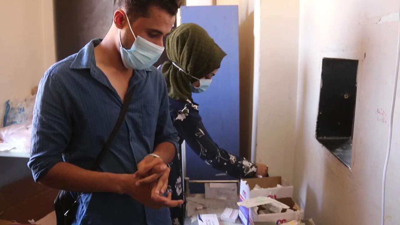 ​​​​​​​جولة ميدانية للجنة الرقابة والتفتيش مع لجنة الصحة على المراكز الصحية والمستشفيات بريف دير الزور