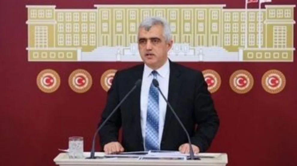 جرجرلي أوغلو: على البرلمان التركي التحقيق في قائمة الاغتيالات السياسية التي انتشرت مؤخراً