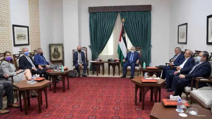 ​​​​​​​لإنهاء الصراع مع إسرائيل.. عباس يعبّر عن استعداده لعقد مؤتمر للسلام