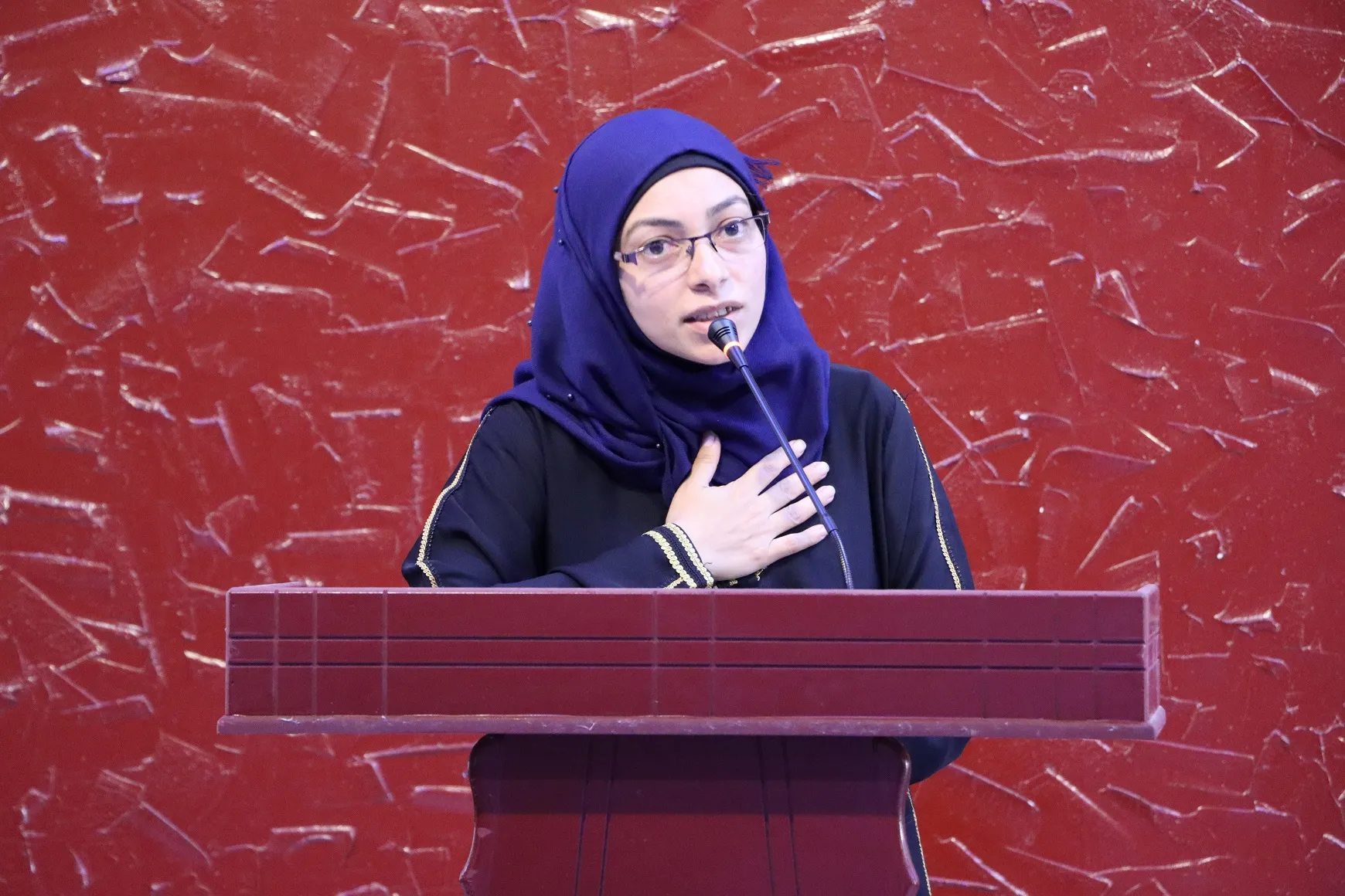 تحت شعار "لا يمكن للعلم أن يكون دون فكر المرأة".. مجلس المرأة في جامعة روج آفا يعقد اجتماعه الثاني