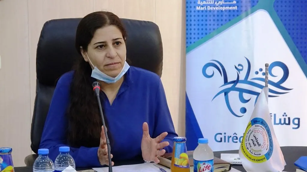 الإدارة الذاتية تناقش توصيات بخصوص العقد الاجتماعي مع منظمات مدنية