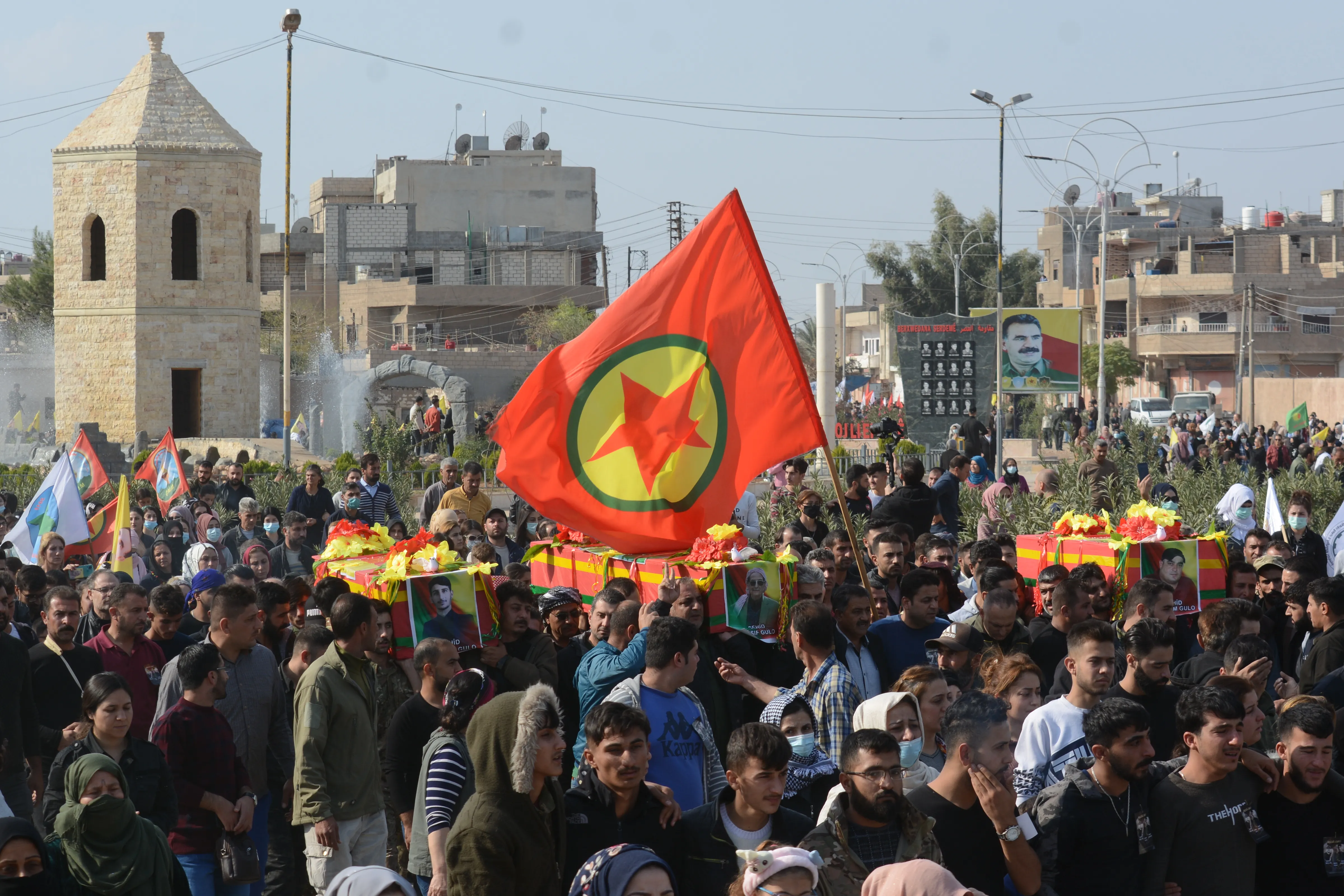 نساء روج آفا يتوعدن بمحاسبة تركيا والخونة على مجزرة الهلالية