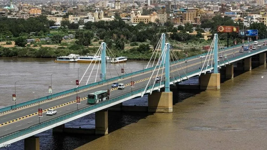 ​​​​​​​استباقًا "لمليونية الغضب" في السودان .. العسكر يغلقون الجسور المؤدية إلى الخرطوم