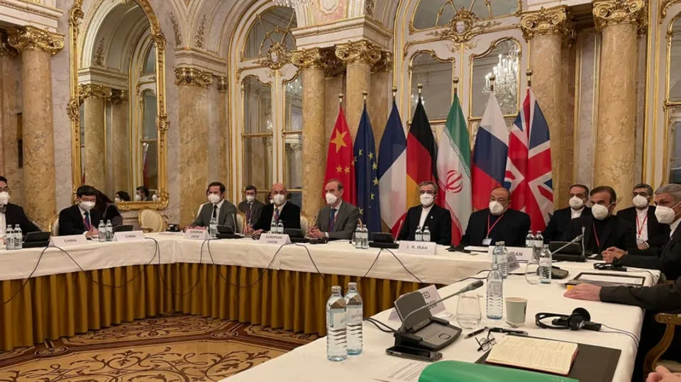 مفاوضات فيينا.. تشاؤم دبلوماسي خلف الكواليس والعقوبات على طاولة النقاش