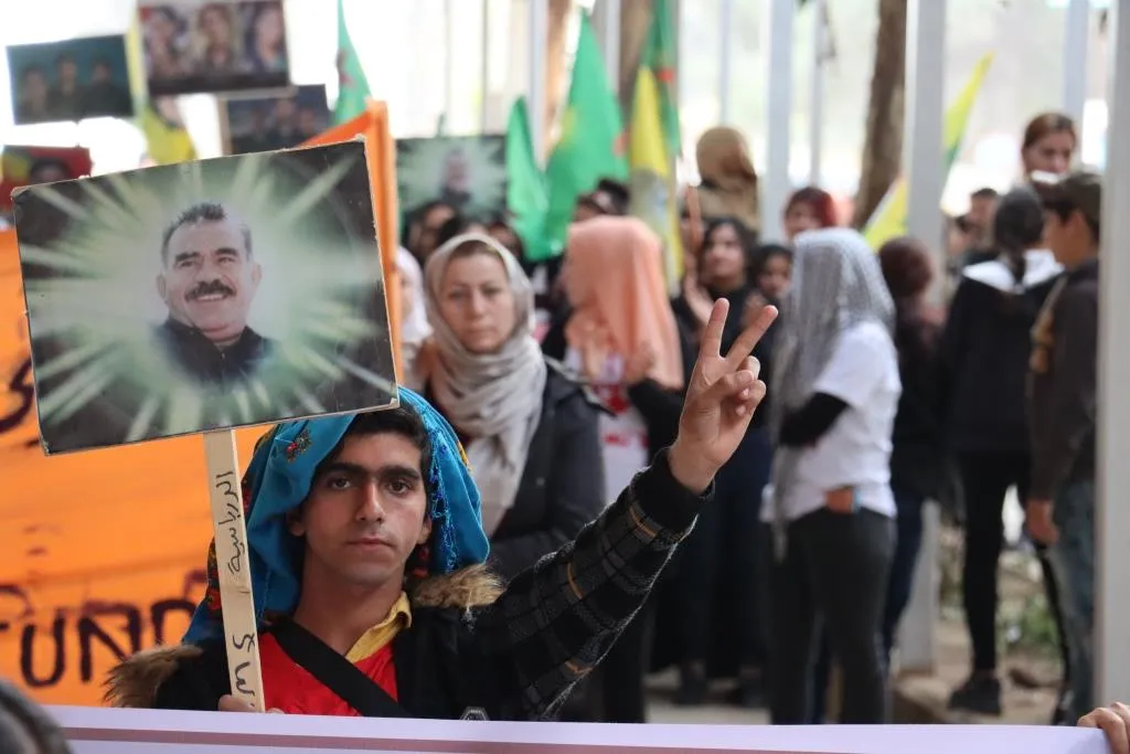 ​​​​​​​حناجر الآلاف من نساء إقليم الجزيرة تصدح بشعار "ناضلي لدحر العنف والاحتلال"