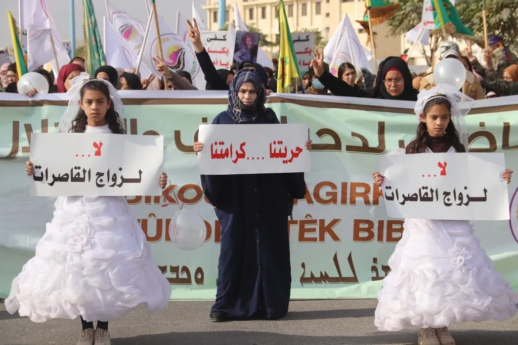 في مسيرات 25 نوفمبر.. المشاركون: يجب النضال من أجل تحرير المرأة في المناطق المحتلة