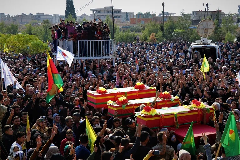 خلال مراسم تشييع شهداء مجزرة الهلالية: لن تستطيعوا إنهاء PKK والشعب الكردي