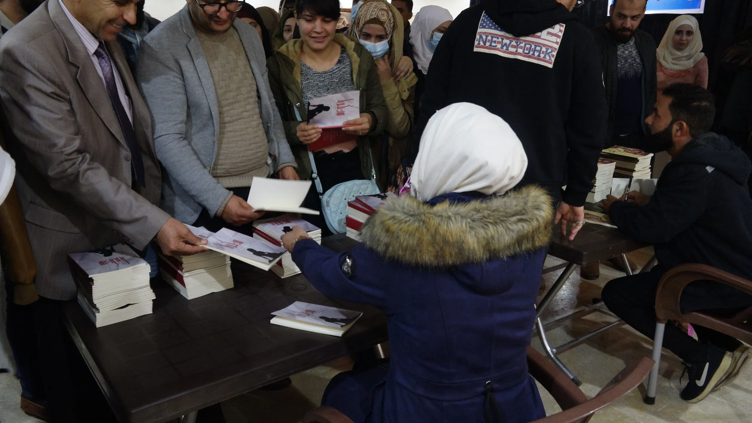 حفل توقيع ثلاثة كتب في مدينة الطبقة