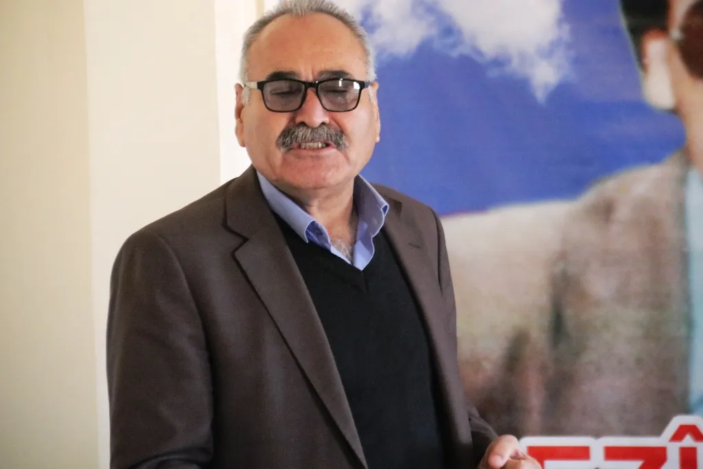 العشائر العربية ترفض "التسويات الفردية" وتدعو للحوار للوصول إلى تسوية شاملة للأزمة السورية