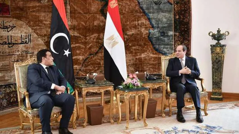المنفي في القاهرة للقاء السيسي قبل أيام من موعد الانتخابات الليبية