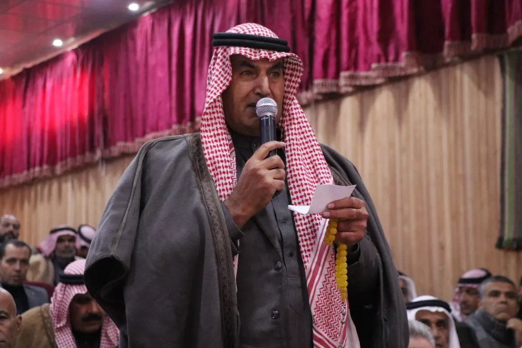 إدارة منبج تجتمع مع شيوخ ووجهاء العشائر في منبج لمناقشة المستجدات السياسية في المنطقة