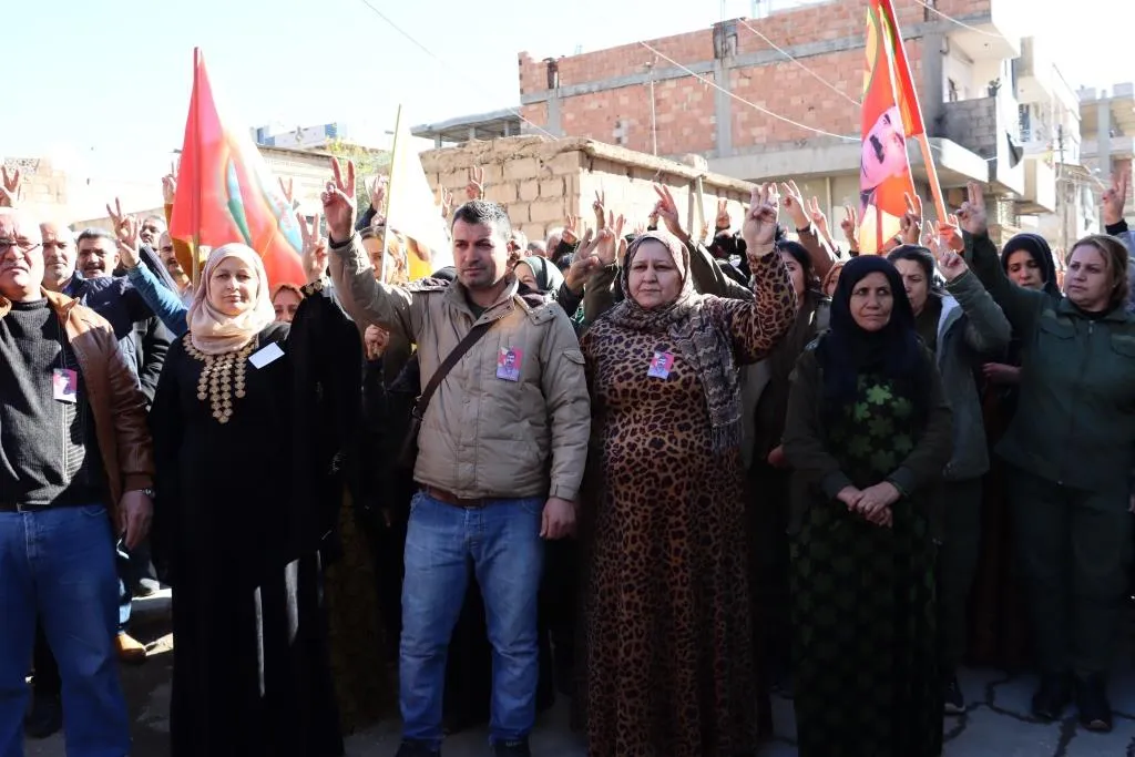 مراسم غيابية لمقاتل في صفوف قوات الدفاع الشعبي HPG
