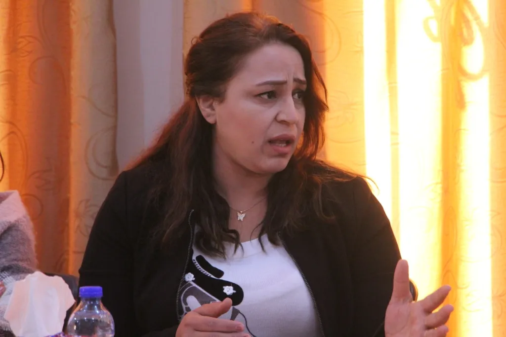 لمناهضة العنف ضد المرأة.. ندوة حوارية تحت شعار "صانعات الحياة.. لا معنفات" في كوباني