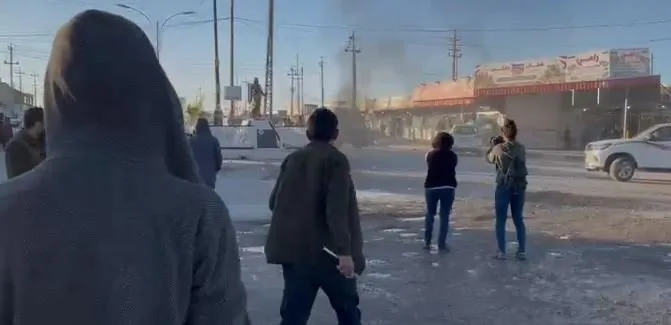 ​​​​​​​الجيش العراقي يطلق الرصاص الحي على مدنيين محتجين على صمت الحكومة العراقية في شنكال