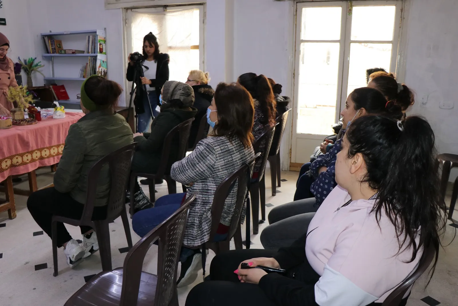 بهدف تنمية لغة الجسد والتواصل.. محاضرة لمنتدى حلب الثقافي بعنوان "الإتيكيت والإدارة"