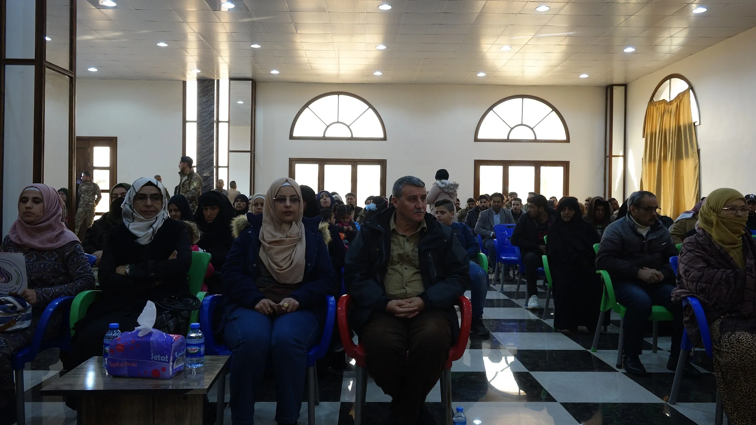 ​​​​​​​أهالي الطبقة يستذكرون 43 شهيداً من شهداء شهري تشرين الثاني وكانون الأول