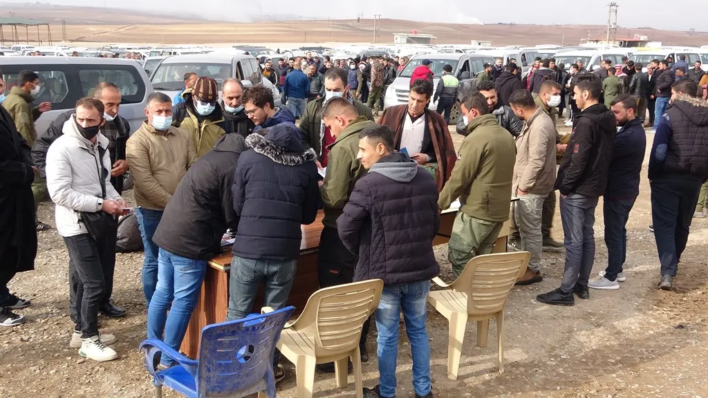 الديمقراطي الكردستاني رفض مرور أصحاب الإقامات الأجنبية إلى باشور من معبر الوليد