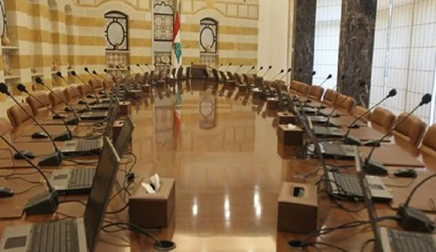 علي ضاحي لوكالتنا: الثنائي الشيعي اللبناني "مجبر لا بطل" في المقاطعة الوزارية