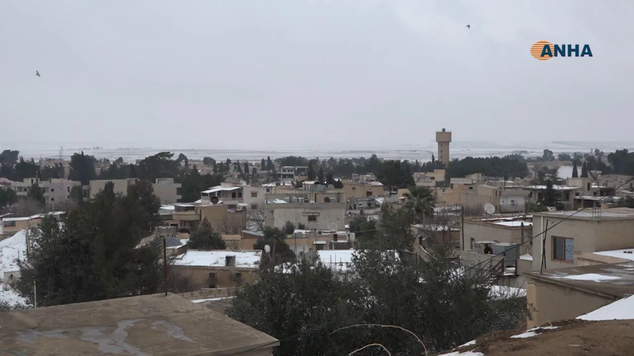 ​​​​​​​مقاطعة الحسكة ومدينة قامشلو تكتسي بالبياض