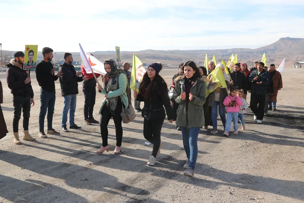 ​​​​​​​اعتصام سيمالكا يتواصل في يومه الـ 95 مع استمرار PDK في الاستيلاء على جثامين 5 شهداء