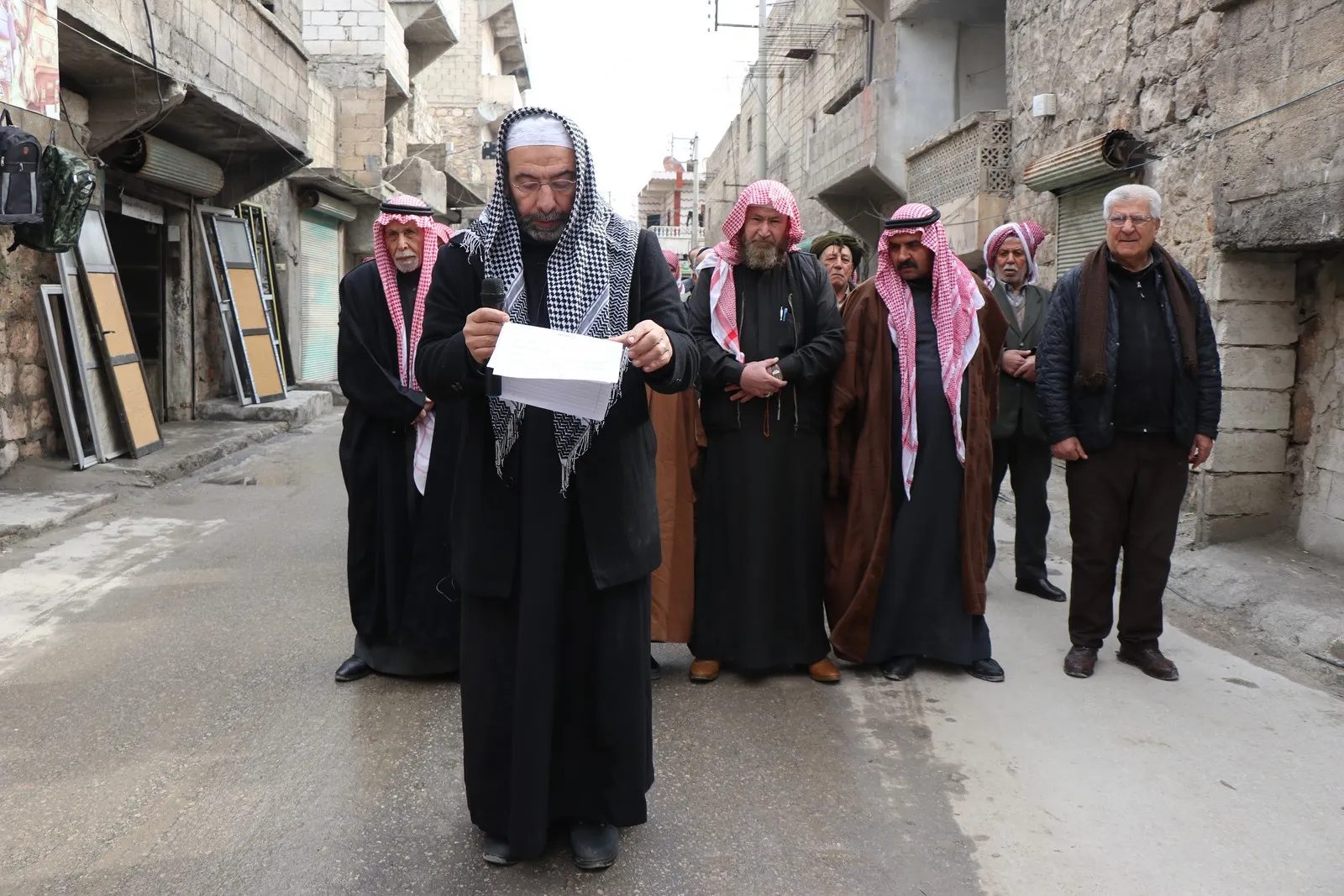 لجنة وجهاء العشائر في حلب: سيطرة قسد على الفتنة يؤكد أنها تحظى بدعم شعبي كبير