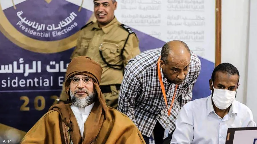 سيف الإسلام القذافي يقترح مبادرة لإنهاء الأزمة الليبية
