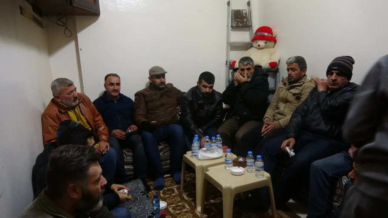 ​​​​​​​الجالية الكردية وPYD في لبنان يقدمان واجب العزاء لذوي المقاتل عز الدين محمد