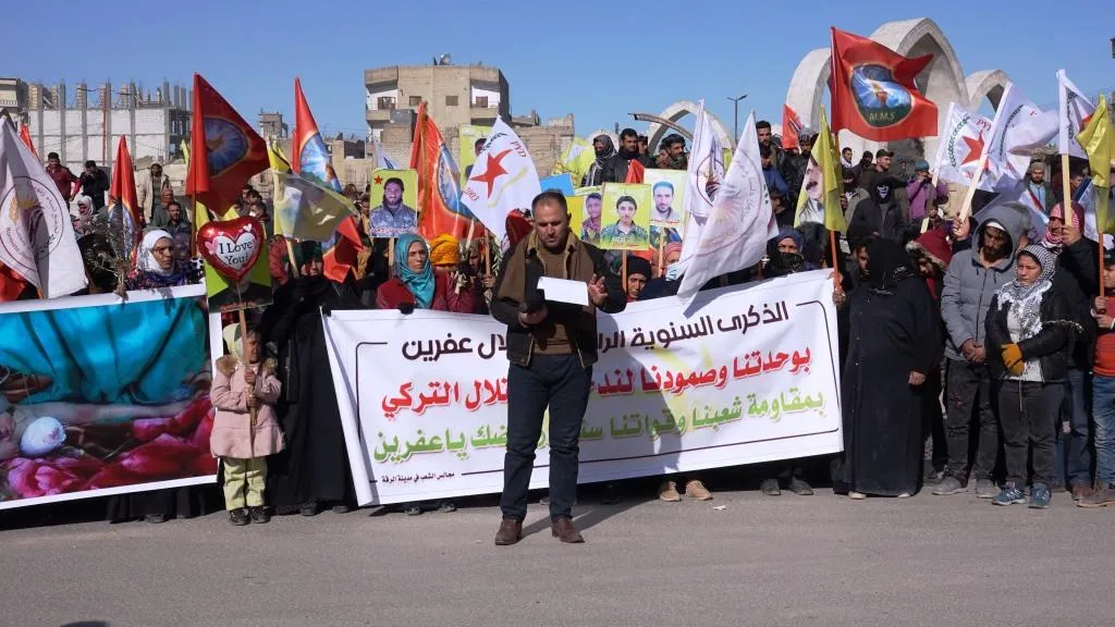 ​​​​​​​مظاهرات جماهيرية في شمال وشرق سوريا تنديداً بالهجمات على عفرين - تم التحديث
