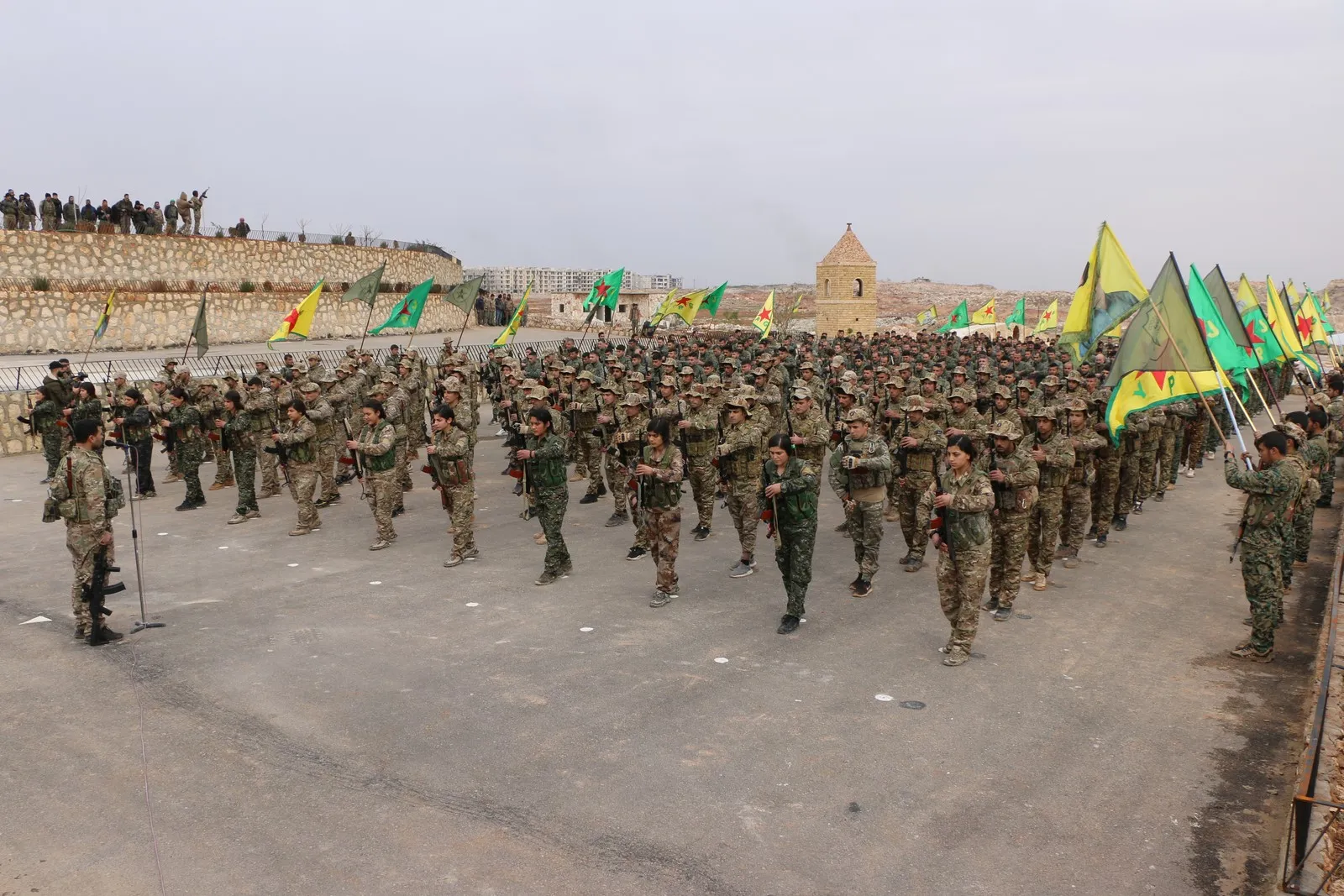 أهالي حلب يشيعون جثمان الشهيد معصوم دوغان إلى مثواه الأخير