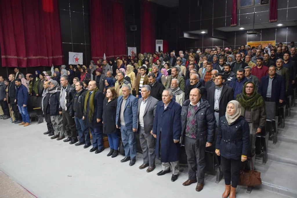 حزب الاتحاد الديمقراطي في إقليم الفرات ينهي اجتماعه السنوي بجملة من الخطط المستقبلية