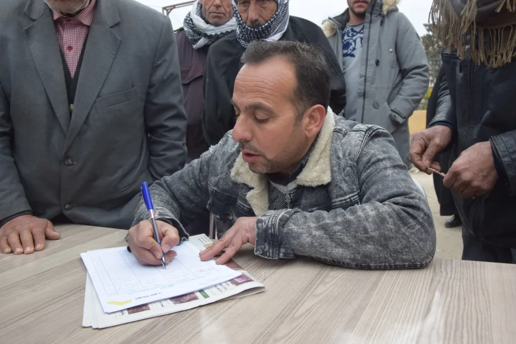 إطلاق حملة جمع التواقيع في كوباني لإزالة اسم حزب العمال الكردستاني من لائحة الإرهاب