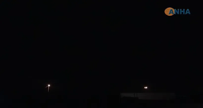 الاحتلال التركي يعاود قصف قرية مشيرفة والطريق الدولي في ريف عين عيسى