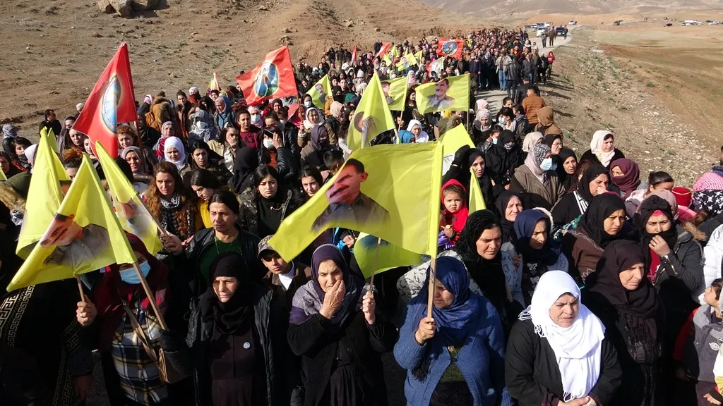 ​​​​​​​من مكان الاستهداف التركي... أهالي ديرك وكركي لكي يؤكدون على تصعيد النضال