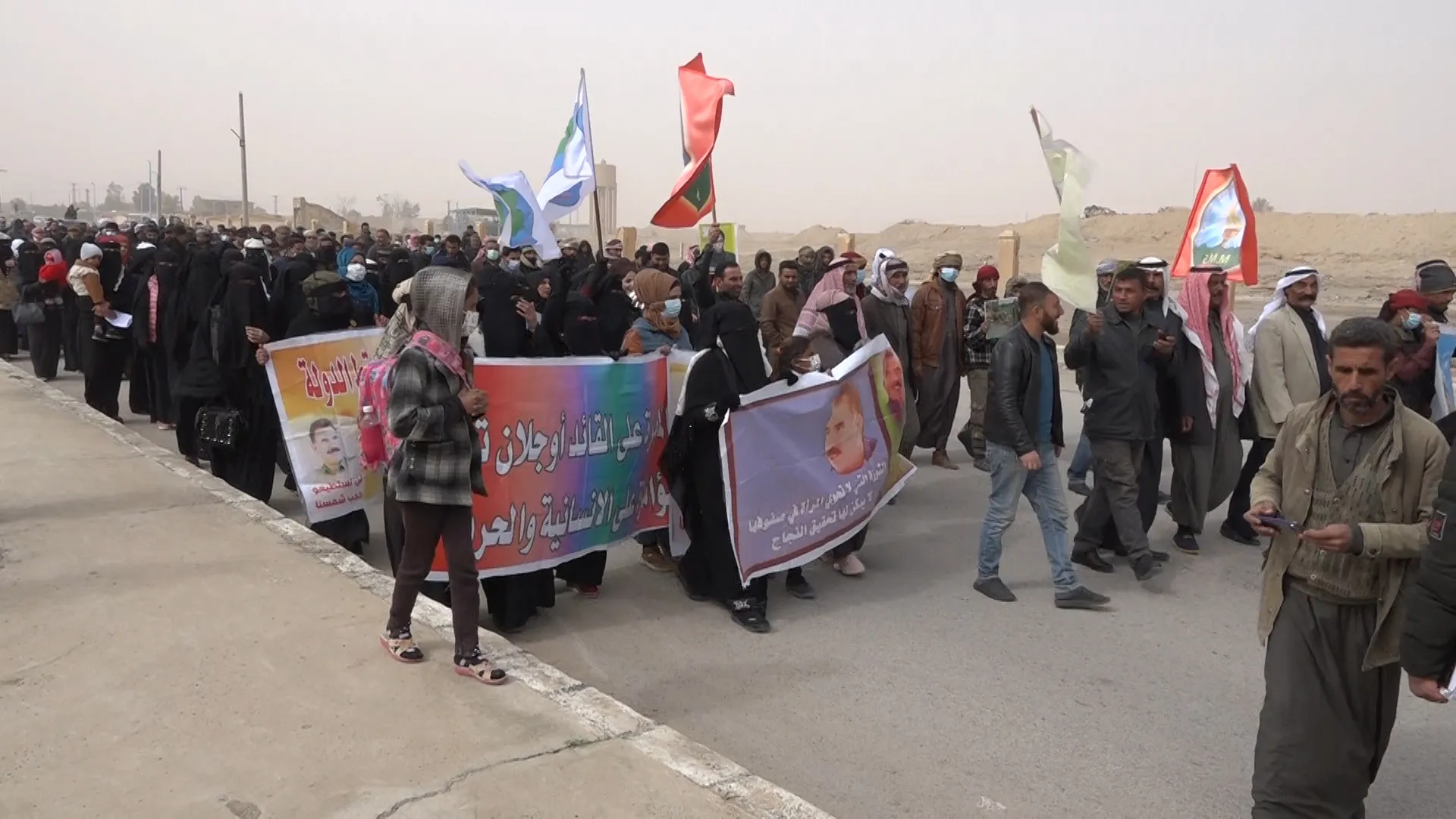 ​​​​​​​أهالي ريف دير الزور الشمالي يطالبون بالحرية الجسدية للقائد أوجلان